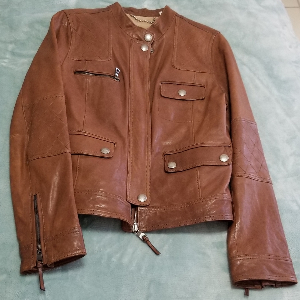 Coach Jacket - Picture 4 of 10